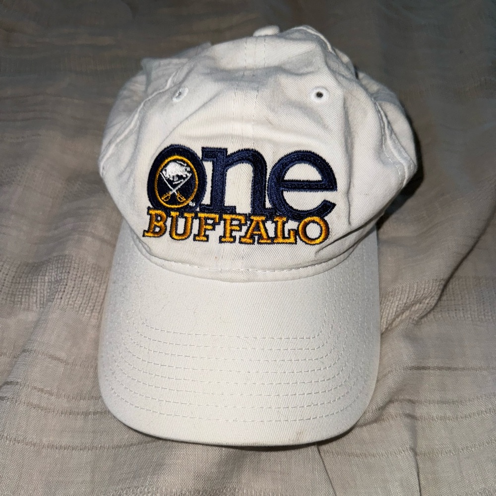 One Buffalo White Cap